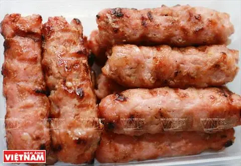 Hình ảnh Nem Nướng chiên nóng -200g