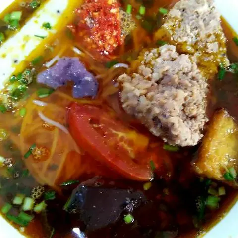 Hình ảnh Bún riêu chả cua