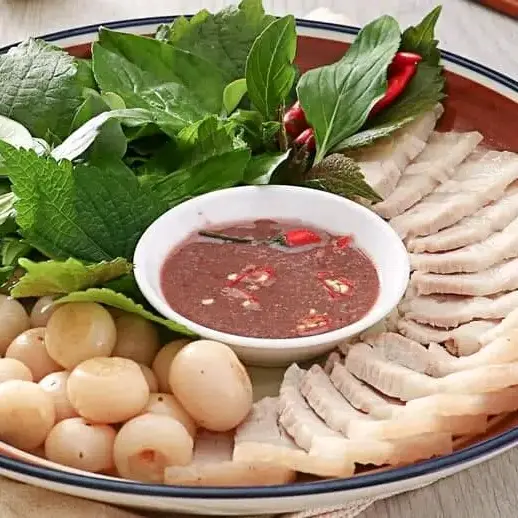 Hình ảnh cơm thịt luộc.ca pháo.mam tôm 
