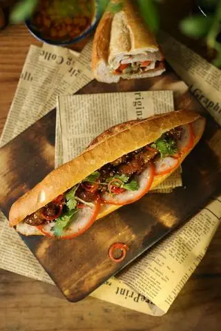 Hình ảnh Bánh mì truyền thống