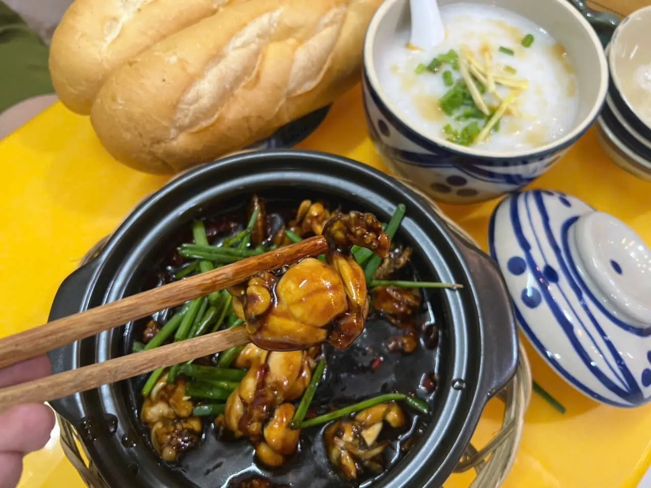 Hình ảnh phần 3 ếch + cháo