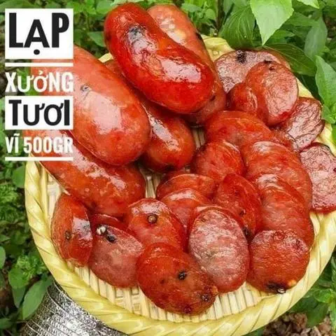 Hình ảnh Mì Trộn Lạp Xưởng Ốp La 