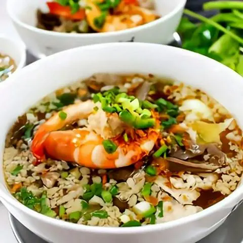 Hình ảnh Nui Thập Cẩm