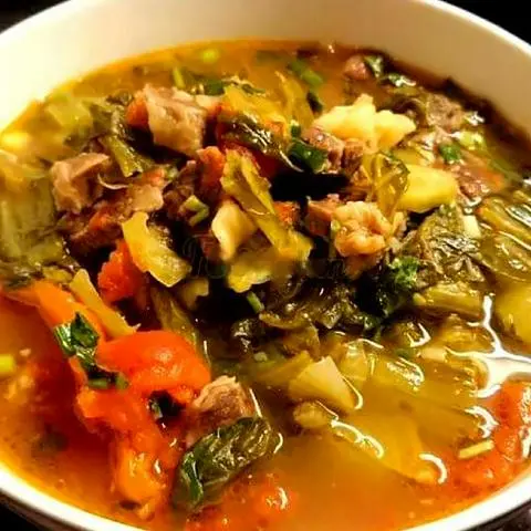Hình ảnh Canh cải chua thịt bò
