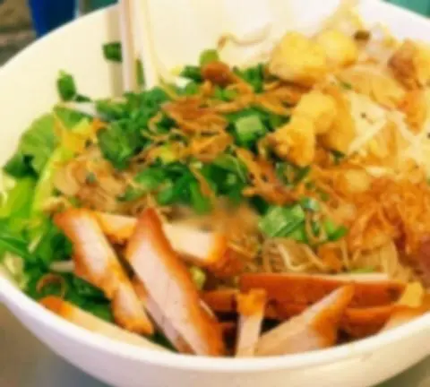 Hình ảnh Hủ tiếu xá xíu khô