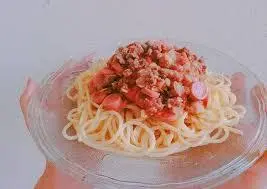 Hình ảnh Mì xào bò & xúc xích