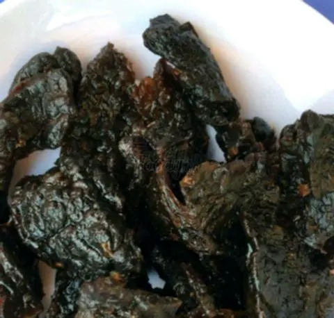 Hình ảnh Khô bò đen+nước sốt