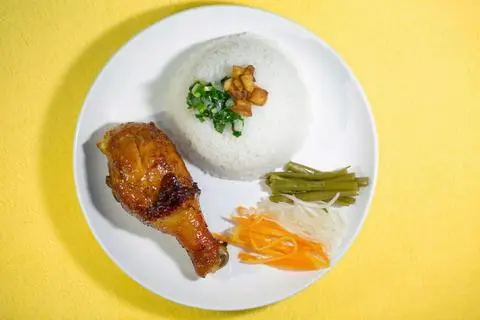 Hình ảnh Cơm đùi gà nướng mật ong