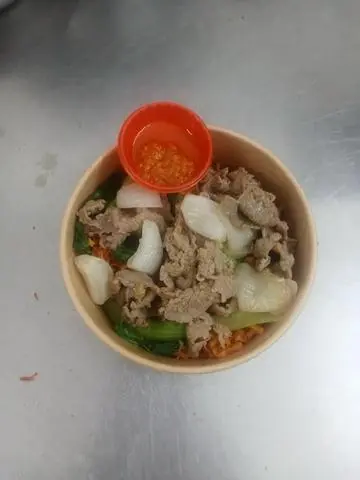 Hình ảnh Mì trộn bò xào
