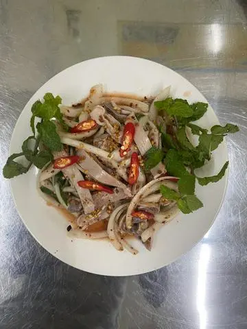 Hình ảnh Bao tử trộn chua cay 3-4 người ăn