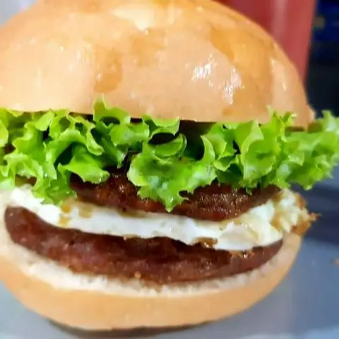 Hình ảnh Hamburger gà miếng 2 tầng + trứng