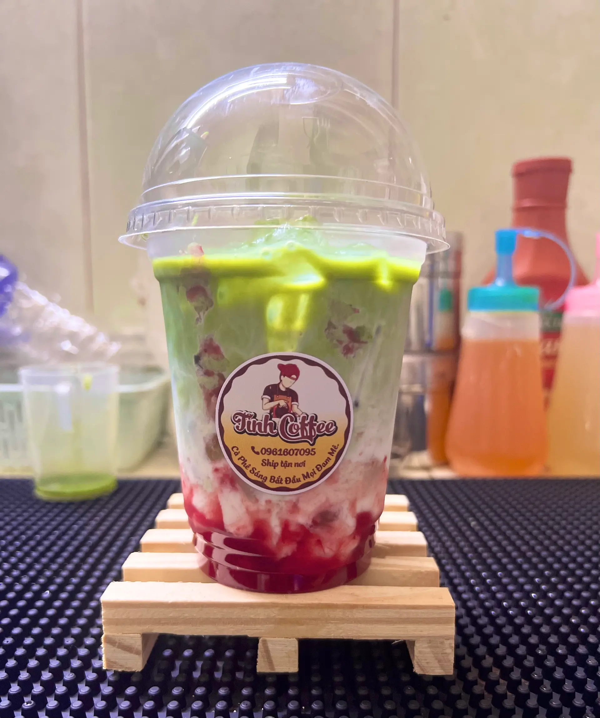 Hình ảnh Matcha latte dâu