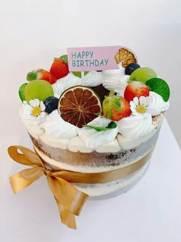 Hình ảnh Bánh Kem Tiramisu ( Size 16cm )