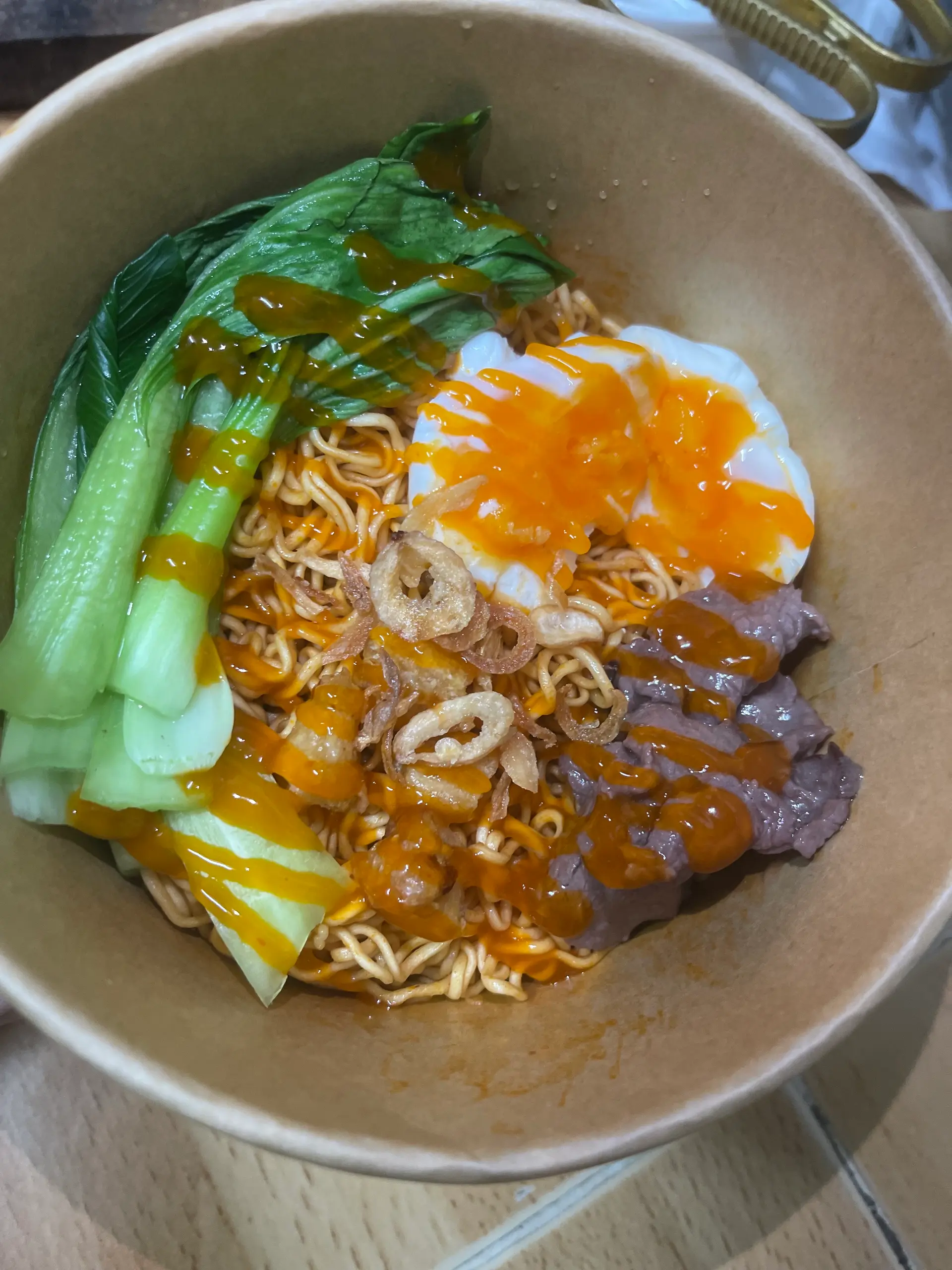 Hình ảnh Mì trộn bò trứng