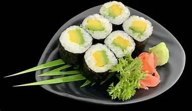 Hình ảnh Sushi Maki Bơ Trái