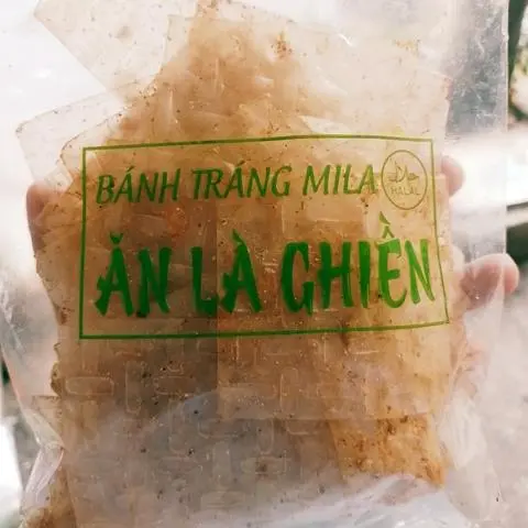 Hình ảnh Bánh tráng muối tỏi giòn