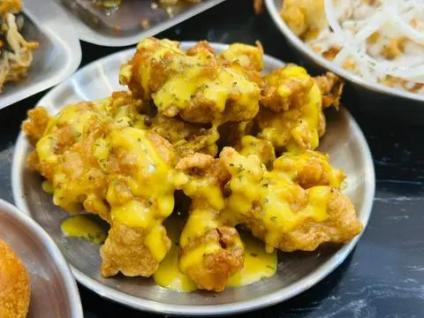 Hình ảnh Gà Viên Sốt Phô Mai