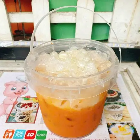 Hình ảnh Trà sữa vợt thái đỏ 