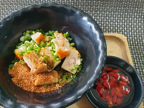 Hình ảnh Chén chả cua thêm