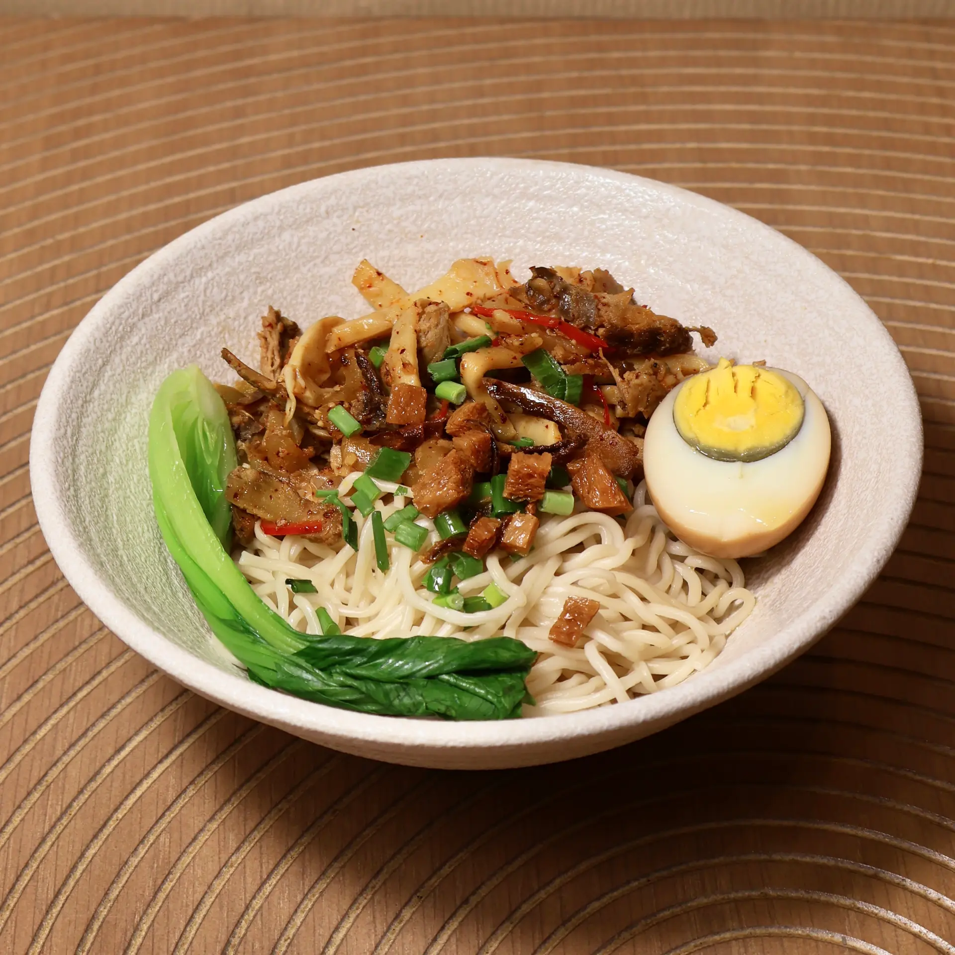 Hình ảnh MÌ THỊT CHAY DƯA CẢI