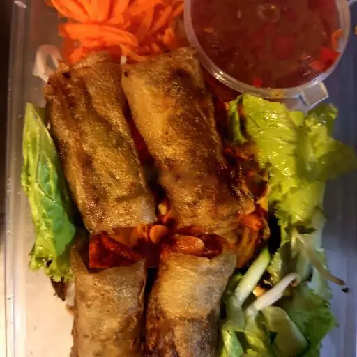 Hình ảnh Bún chả giò nem nướng