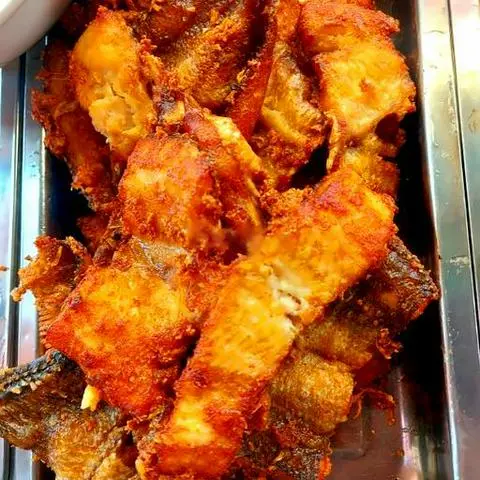Hình ảnh Cơm cá lóc phi lê chiên nước mắm