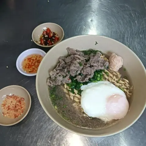 Hình ảnh Mì Nước Bò Tôm Trứng