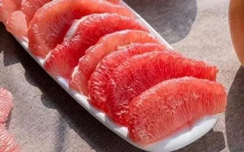 Hình ảnh Bưởi Tiến Vua Bóc Khay 
