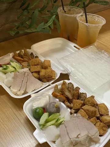Hình ảnh [SET CÔ ĐƠN]: 1 BÚN ĐẬU ĐẶC BIỆT + 1 THỊT NHỎ + 1 BÁNH TRÁNG + 1 TRÀ TẮC LỚN			