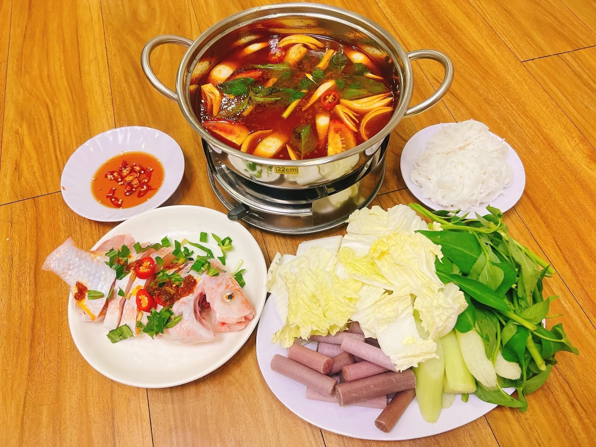Hình ảnh Lẩu Cá Diêu Hồng Nhỏ ( 1 - 2 người ăn)