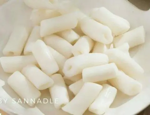 Hình ảnh Tokbokki ăn thêm - 5 cái