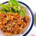 Hình ảnh sò huyết rang me