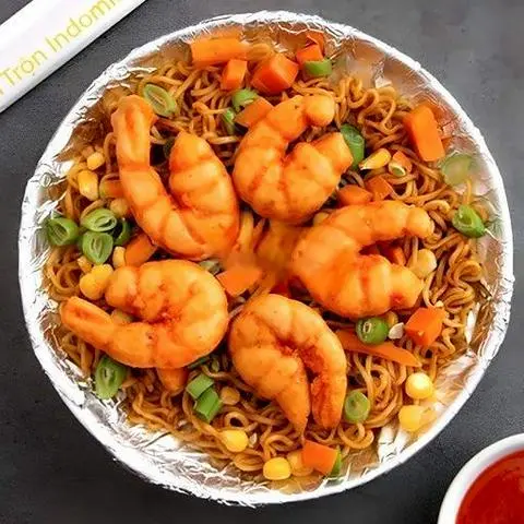 Hình ảnh Mì trộn tôm surumi
