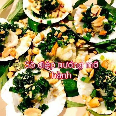 Hình ảnh Sò điệp nướng mỡ hành