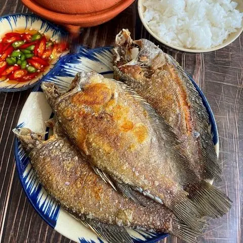 Hình ảnh Khô cá sặc bổi (1 con)