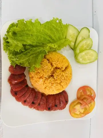 Hình ảnh Cơm Lạp Xưởng Kìa Nước Dừa