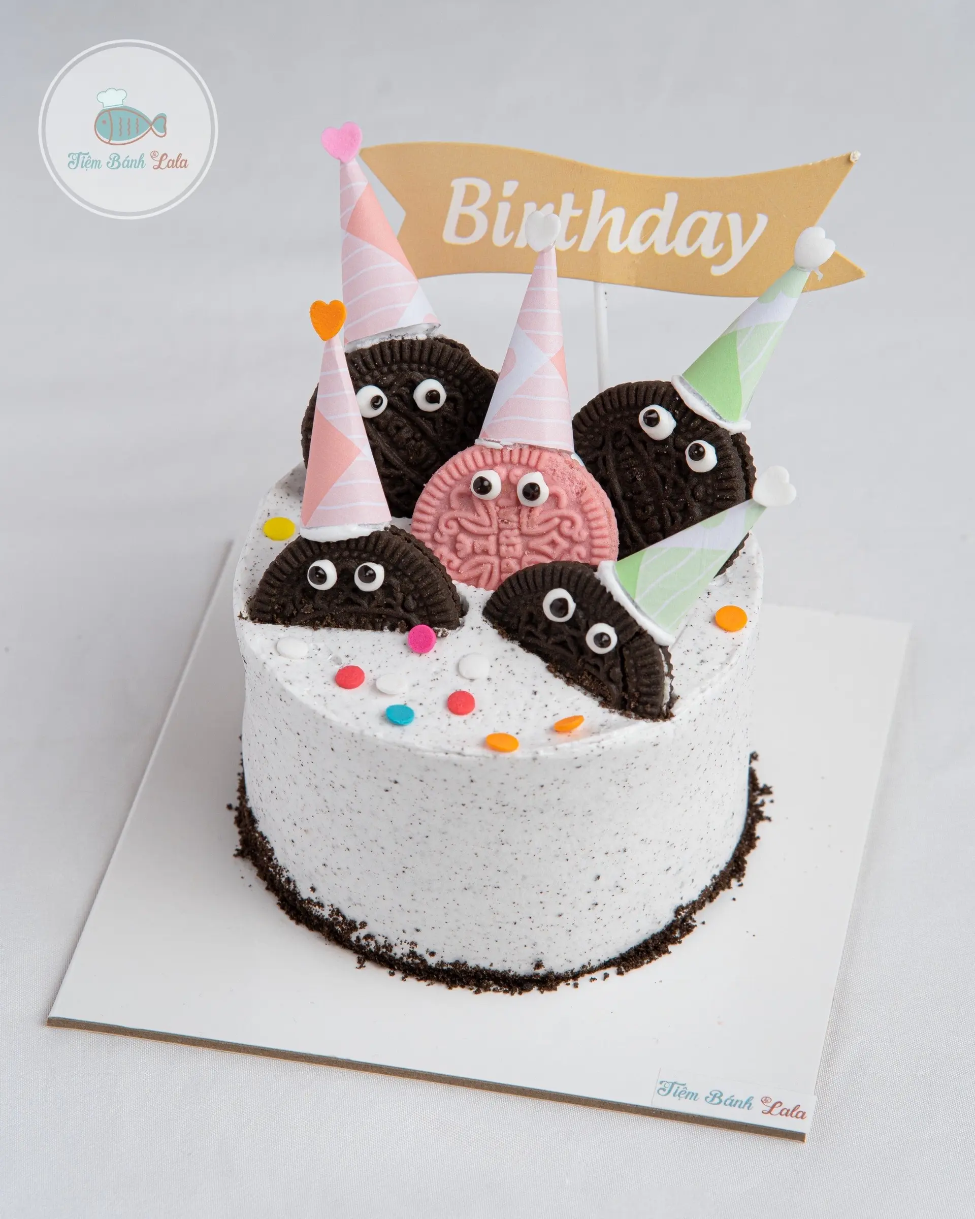 Hình ảnh Bánh Bento 10cm Mẫu Happy Oreo (hộp mica)