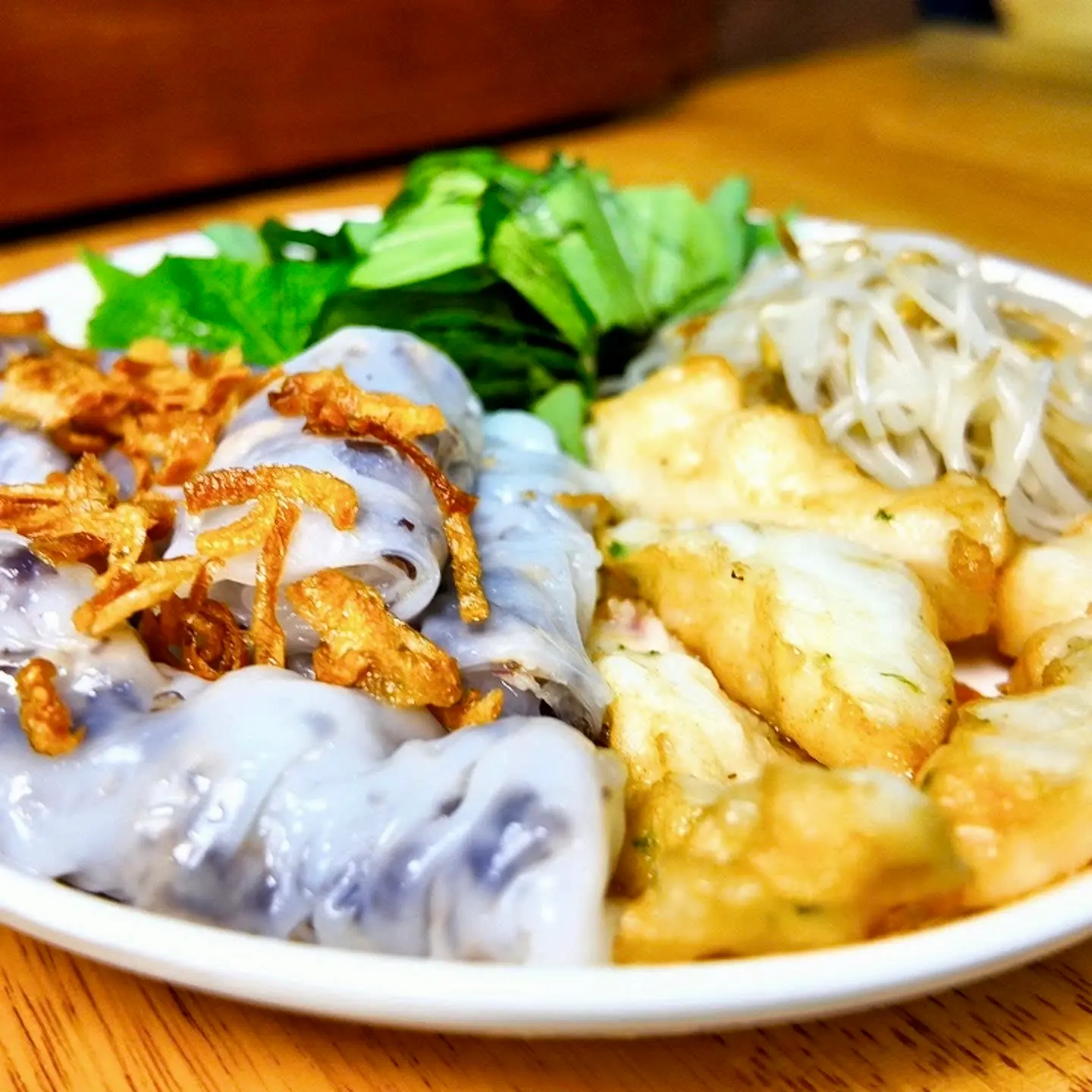 Hình ảnh Bánh cuốn nhân tôm thịt - Chả mực Đặc sản Hạ Long