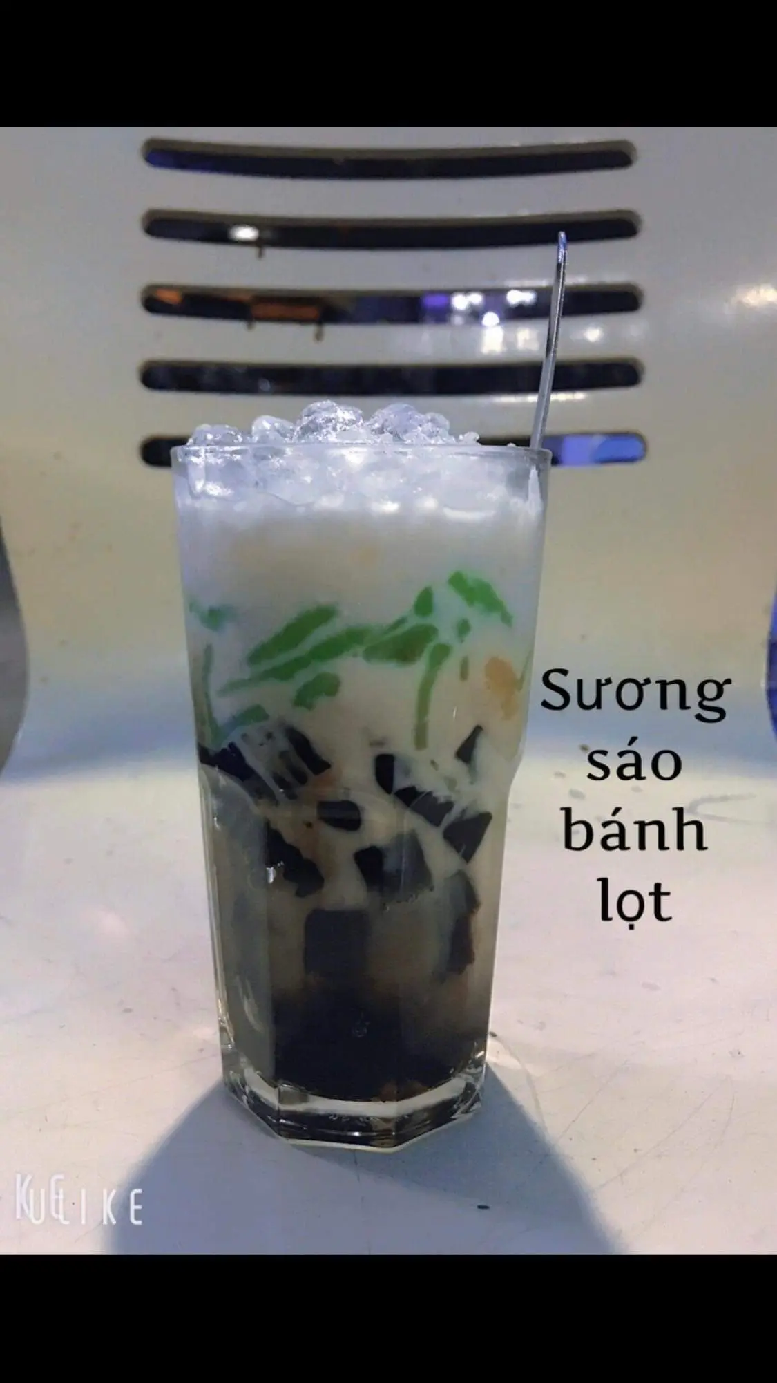 Hình ảnh Sướng sáo bánh lọt nước cốt dừa 