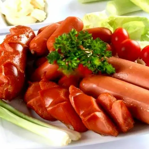 Hình ảnh Xúc  xích Đức chiên