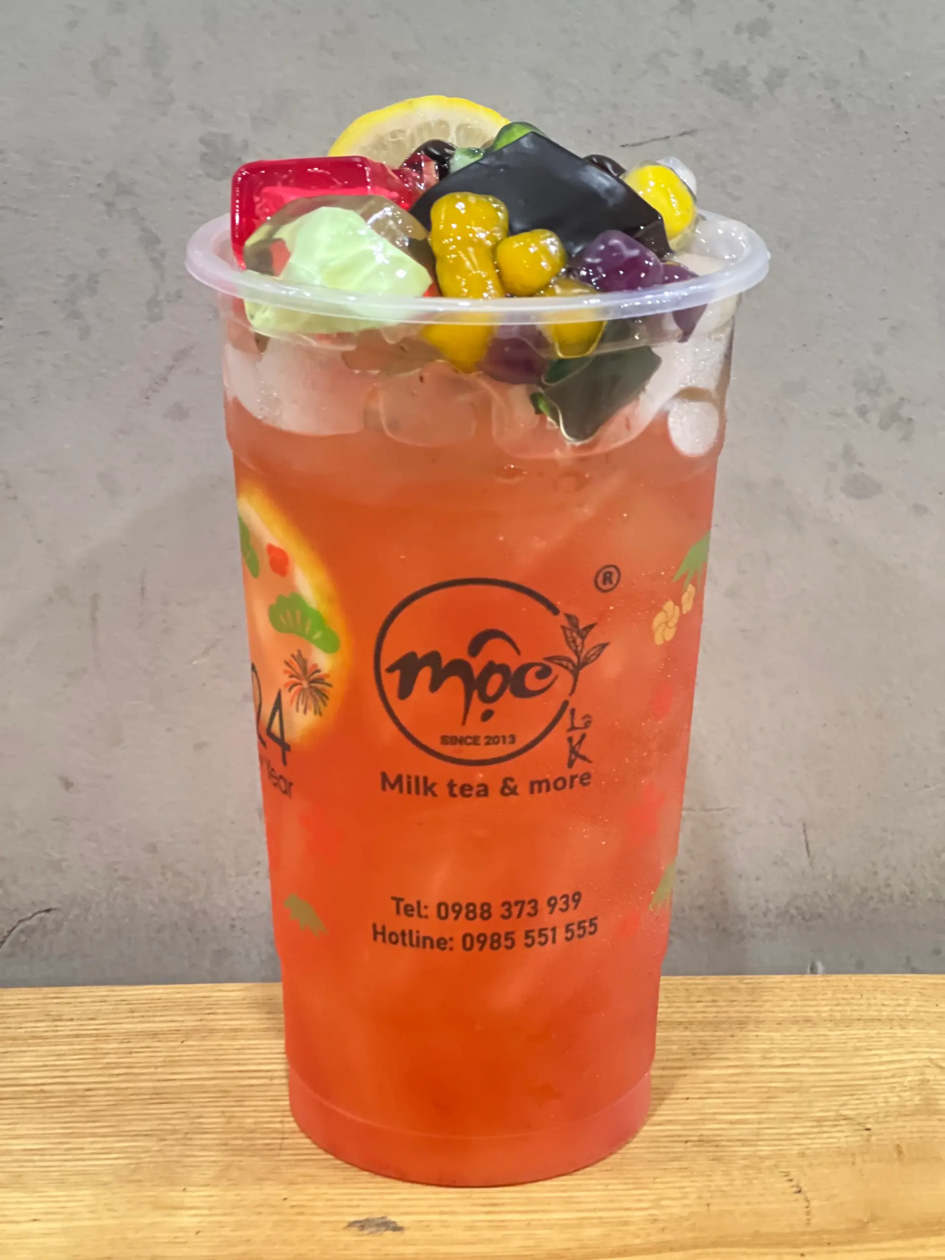 Hình ảnh Hồng trà dâu full toppings
