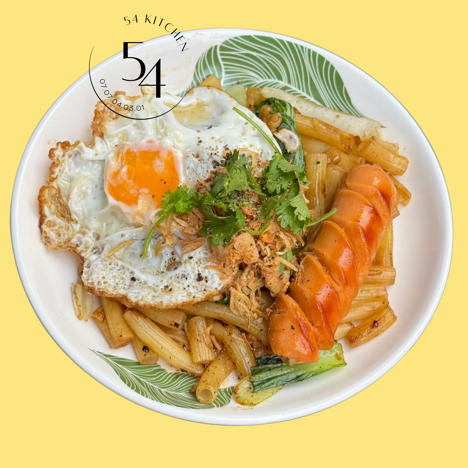 Hình ảnh Nui xào xúc xích trứng