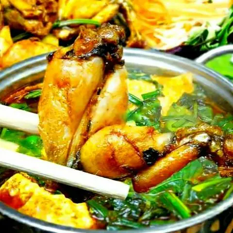 Hình ảnh Lẩu Ếch Măng cây nồi lớn + Đậu