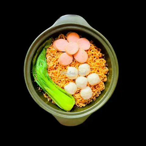 Hình ảnh Mì Trộn Cá Viên Xúc Xích
