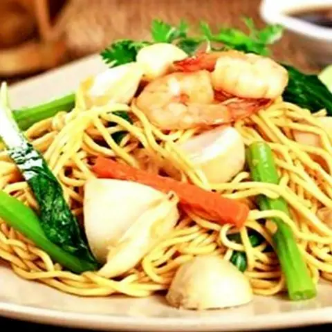 Hình ảnh Mì mềm xào hải sản