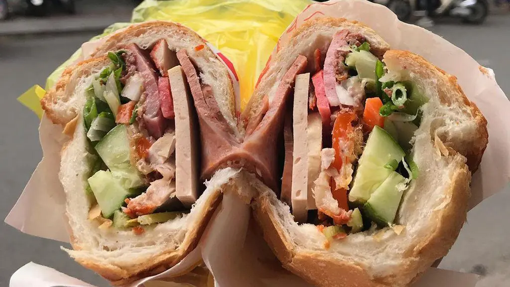 Hình ảnh Bánh mì thập cẩm