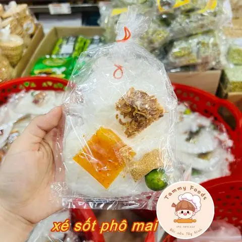 Hình ảnh Bánh tráng xé sốt PHÔ MAI