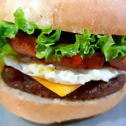 Hình ảnh Hamburger Bò Miếng + Trứng + Phô Mai