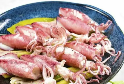 Hình ảnh Mực trứng hấp sả