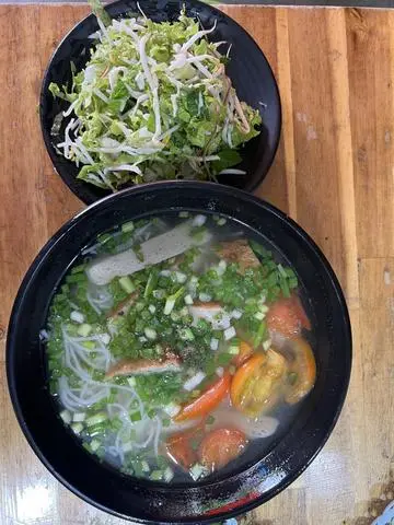 Hình ảnh bún cá và chả cá nha trang 